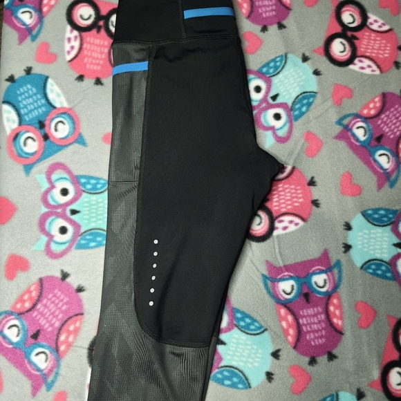 Nike Dri-FIT Yoga Fitness Leggings Extra Small - Picture 8 of 9